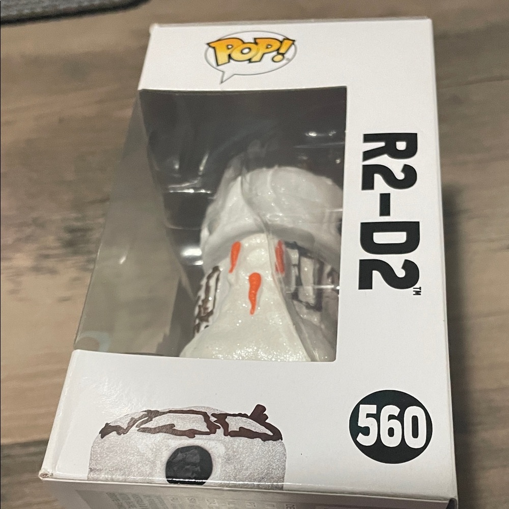 Funko R2-D2 Pop! Figure — Holiday themed - Picture 3 of 6